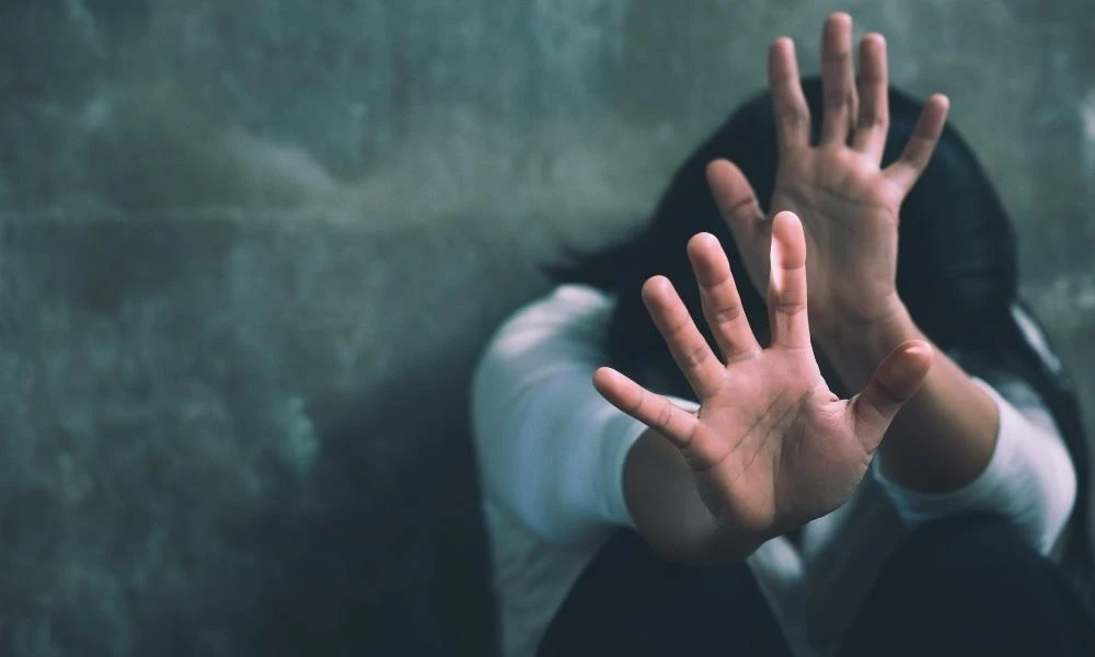 Σύμη: 30χρονος επιχείρησε να βιάσει 32χρονη σε καφετέρια- Επιτέθηκε στους αστυνομικούς